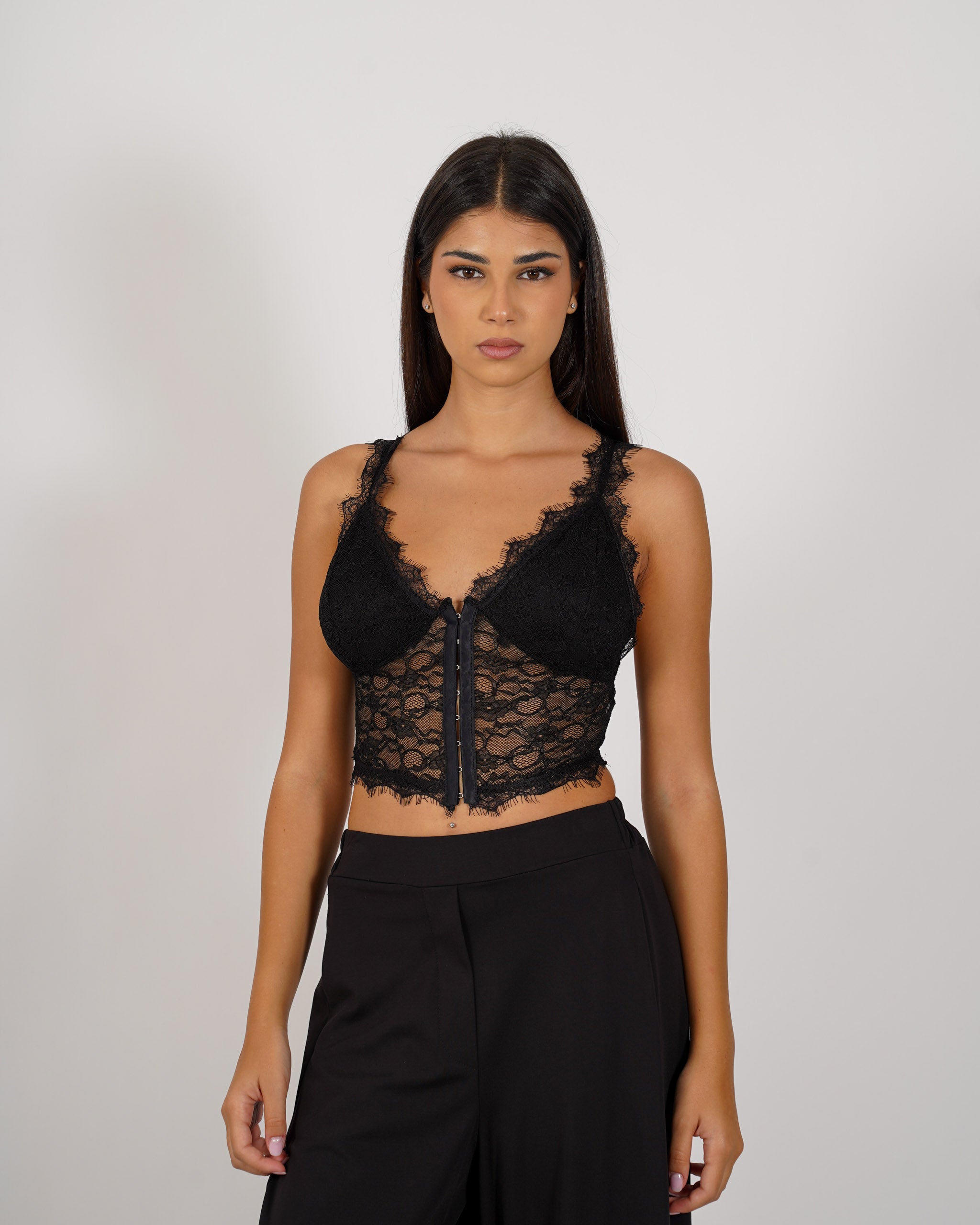 Guêpière in pizzo macramè - Violenta