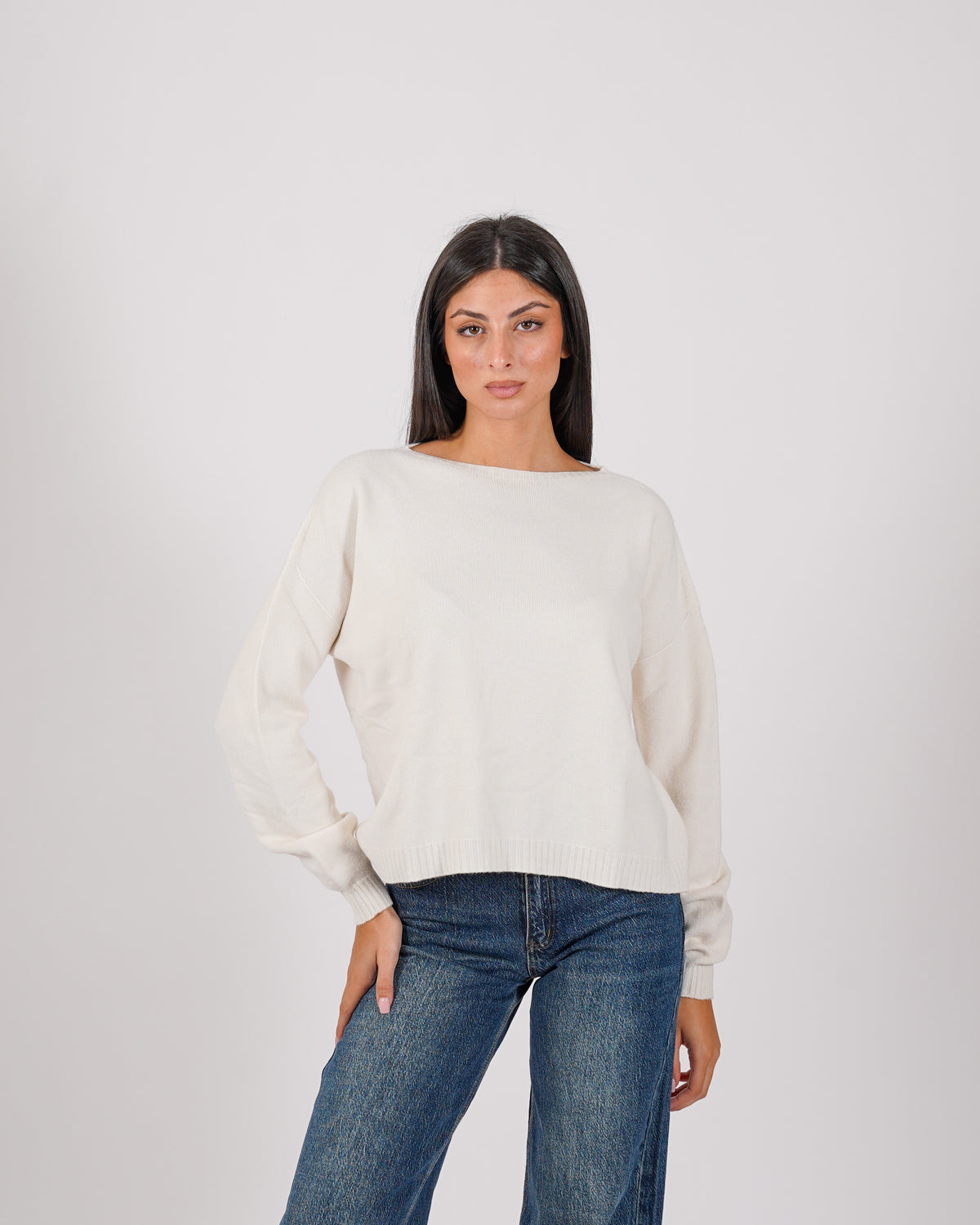 Maglia girocollo in mano lana- Nigeria