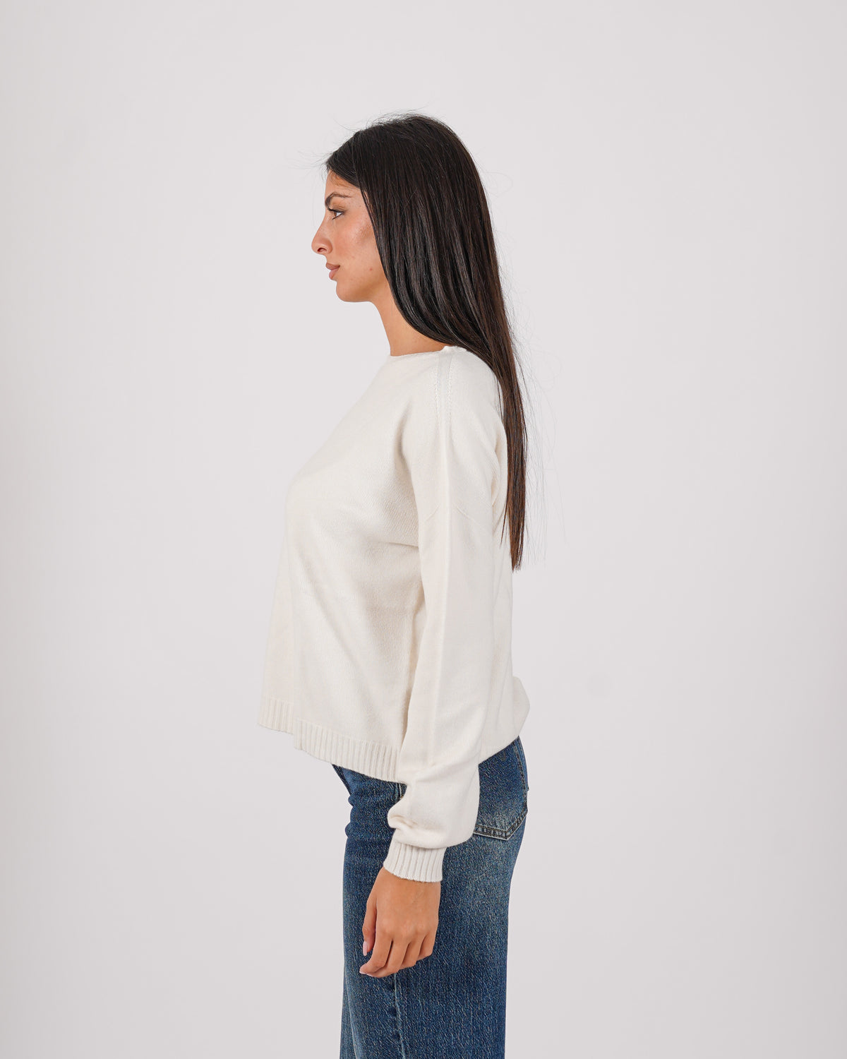 Maglia girocollo in mano lana- Nigeria
