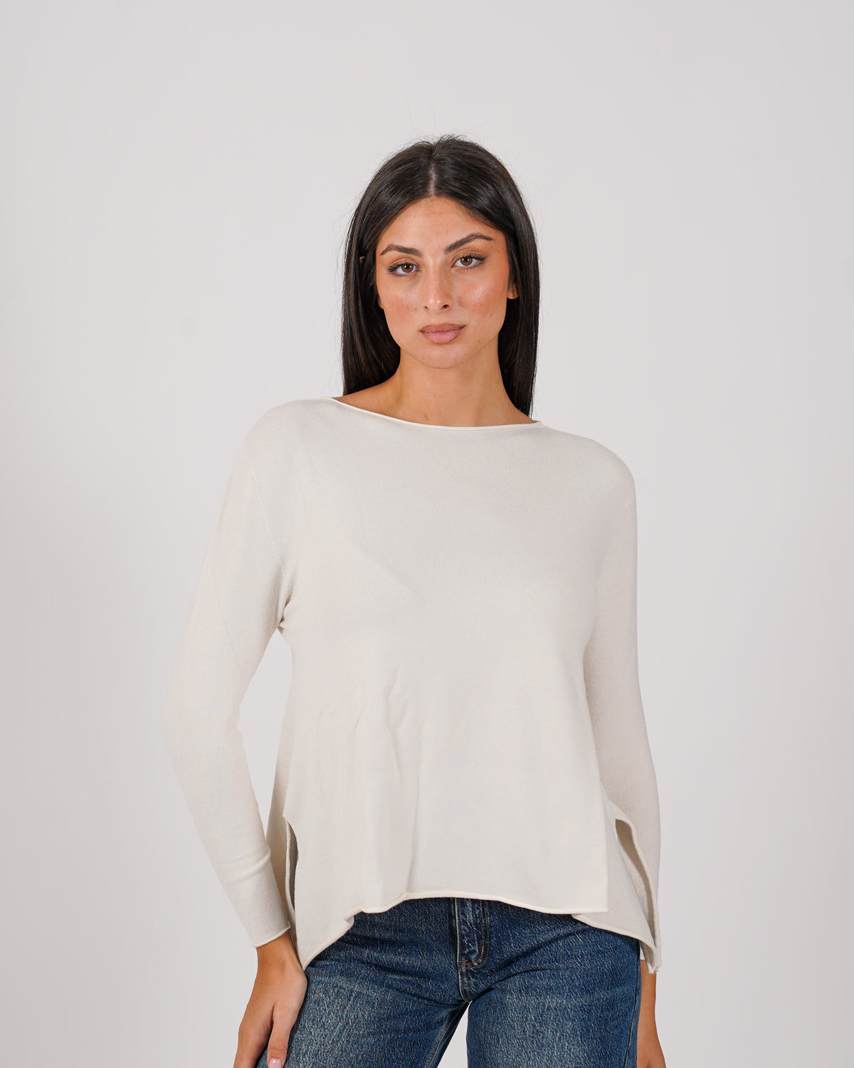 Maglia girocollo minimal con spacchi laterali - Austria