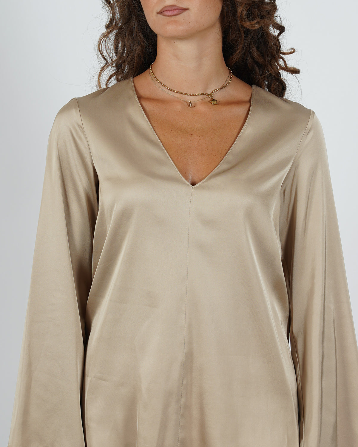 Blusa scollo a v manica lunga in raso - Carrà
