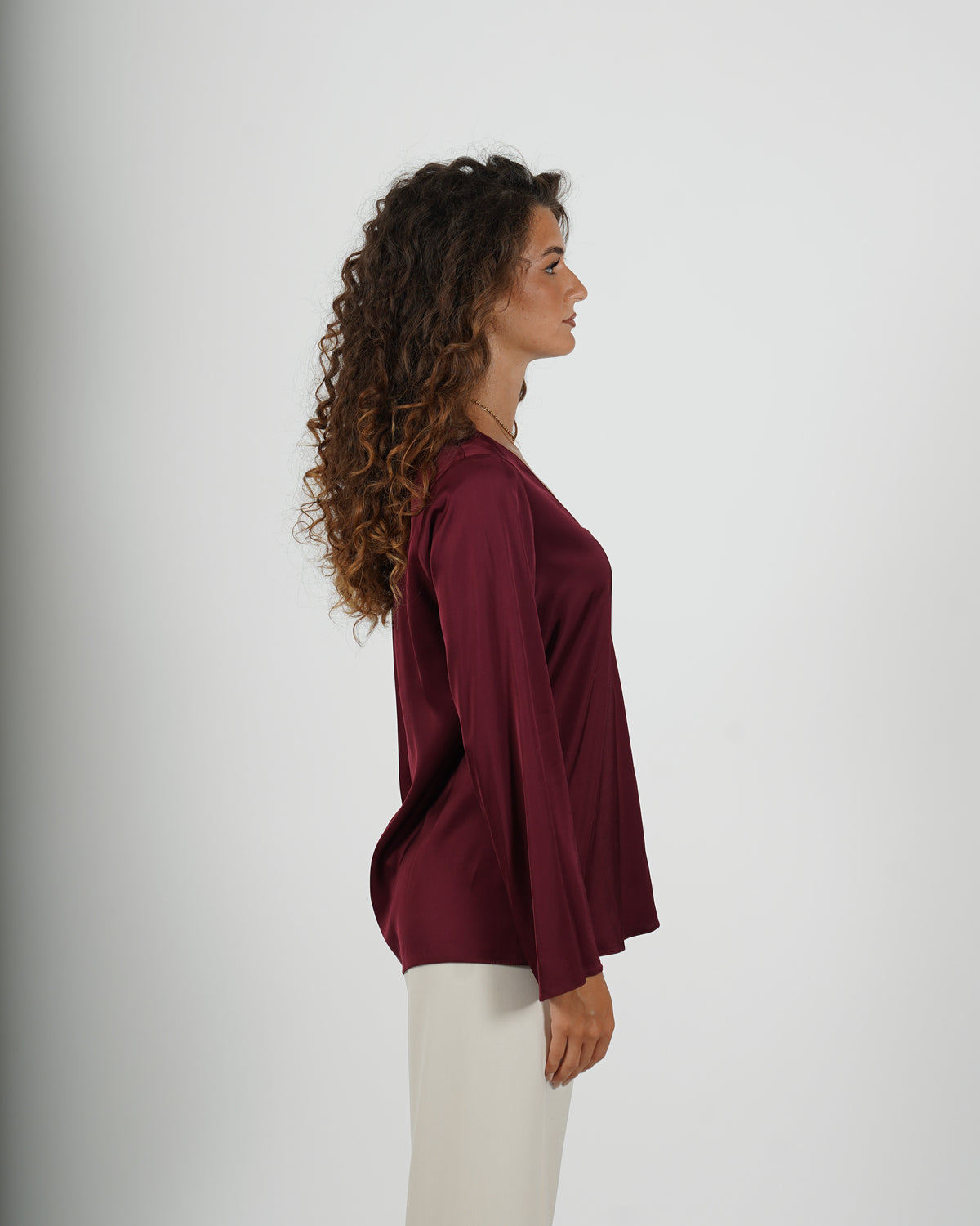Blusa scollo a v manica lunga in raso - Carrà