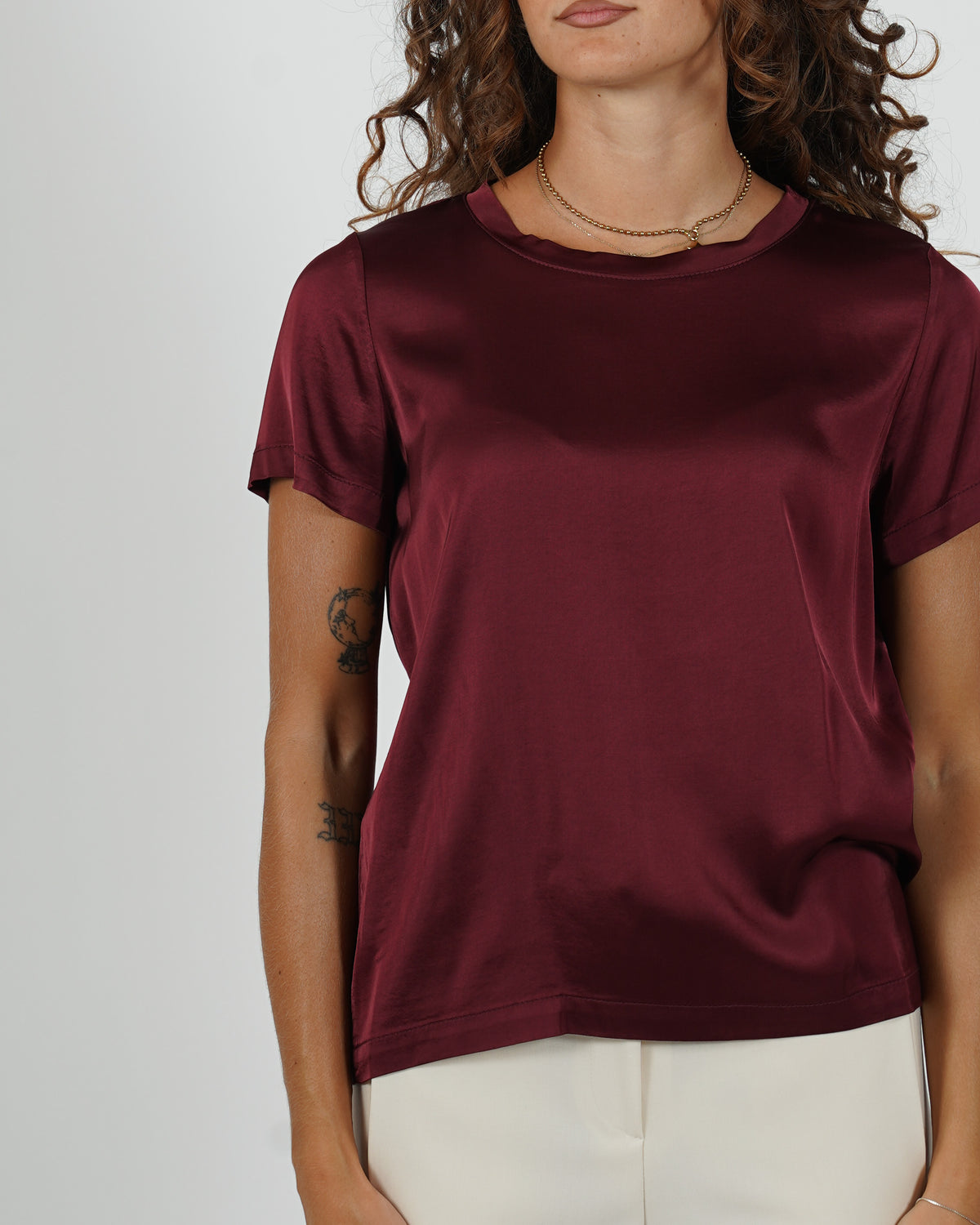Blusa girocollo mezza manica in raso - Rewill