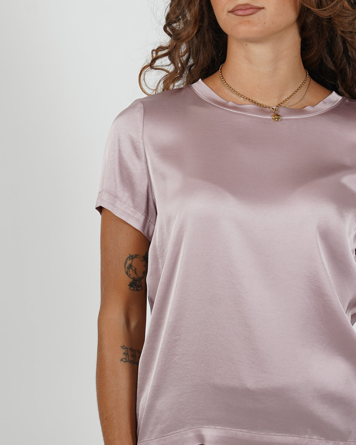 Blusa girocollo mezza manica in raso - Rewill