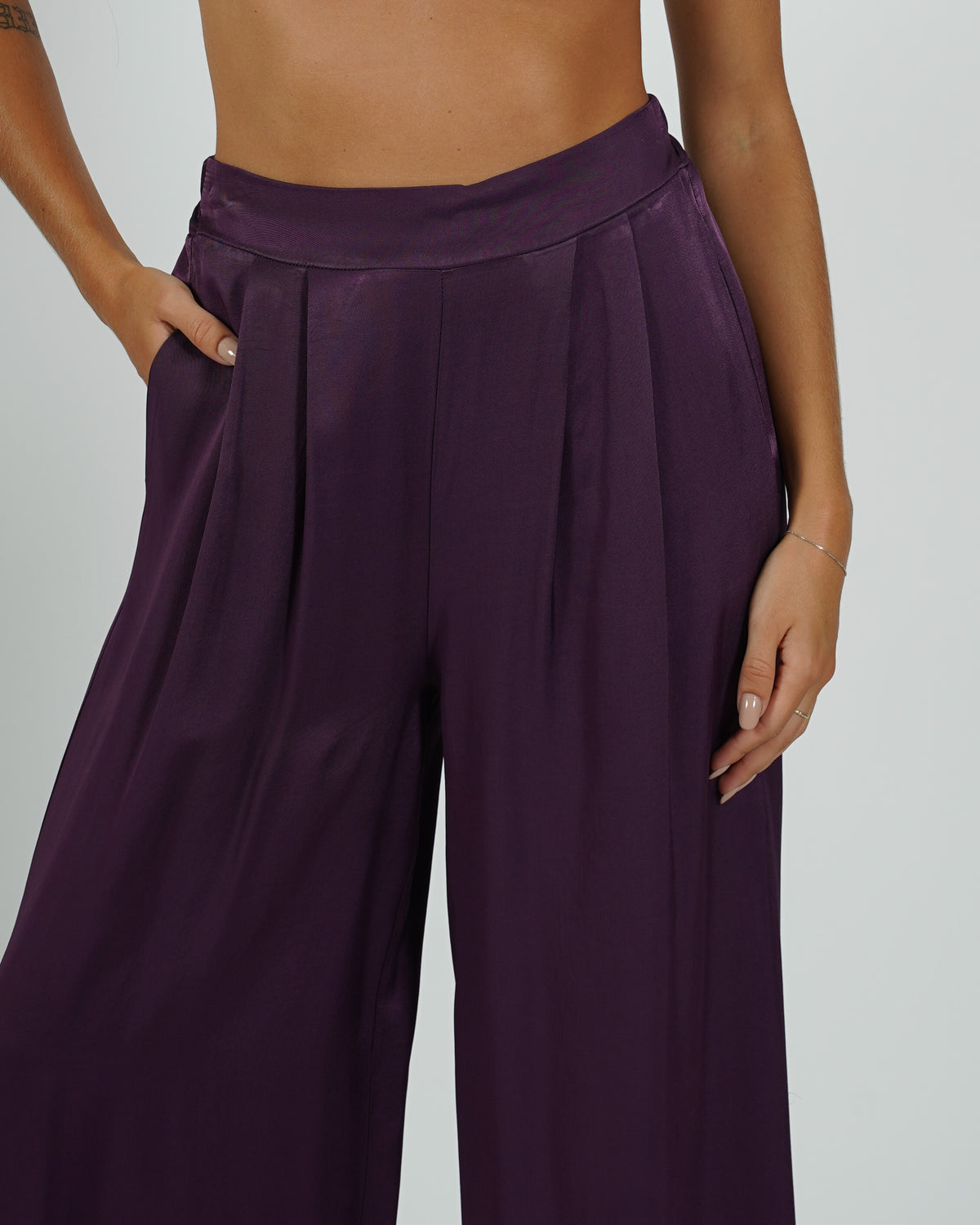 Pantaloni con baschina e gamba larga - Titanica