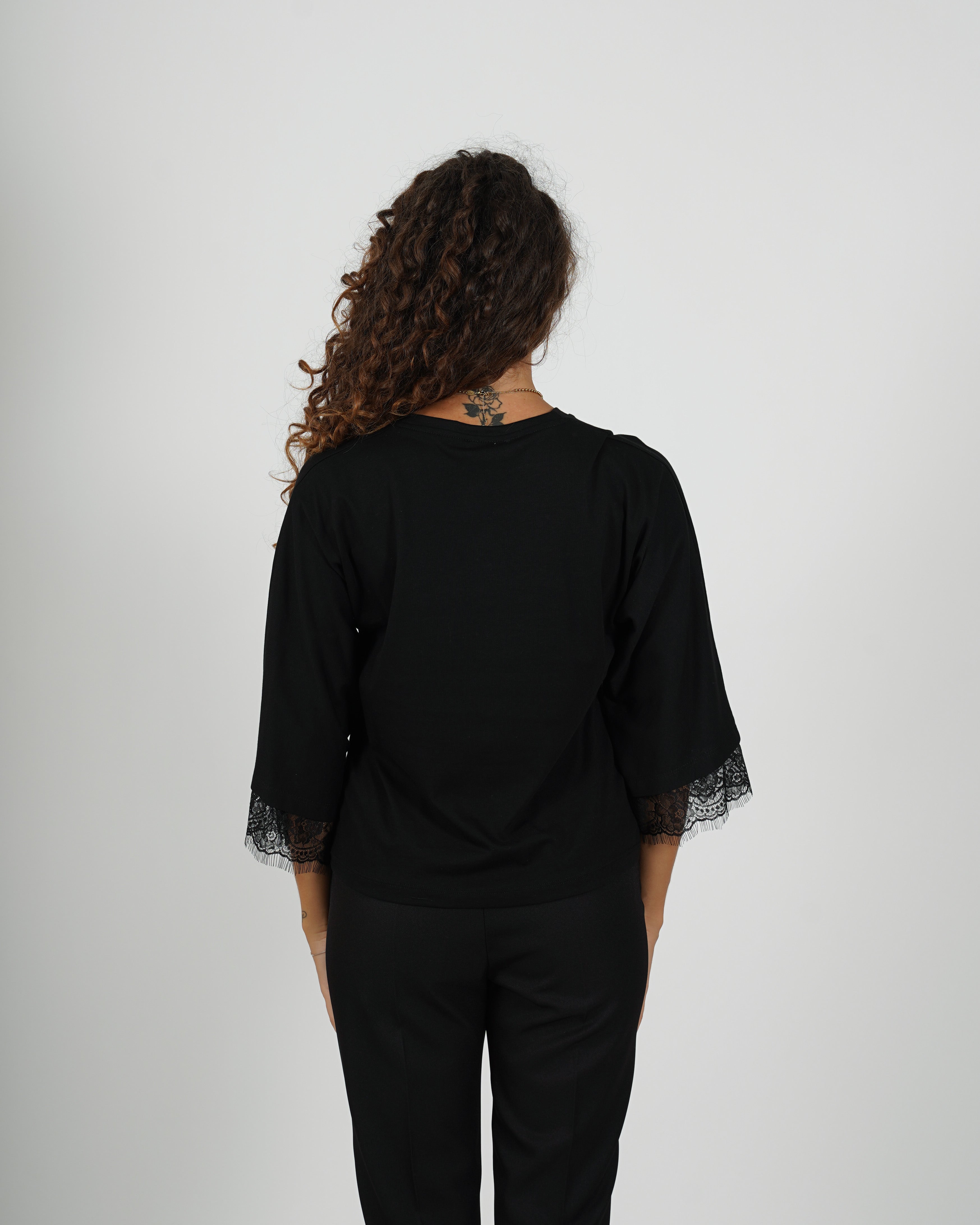 Shirt scollo a v con dettaglio su manica 3/4 - Bionica