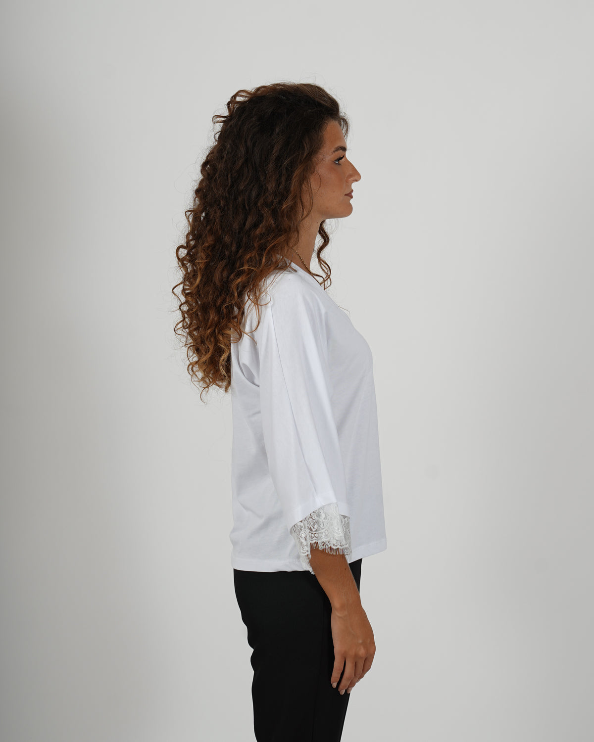 Shirt scollo a v con dettaglio su manica 3/4 - Bionica