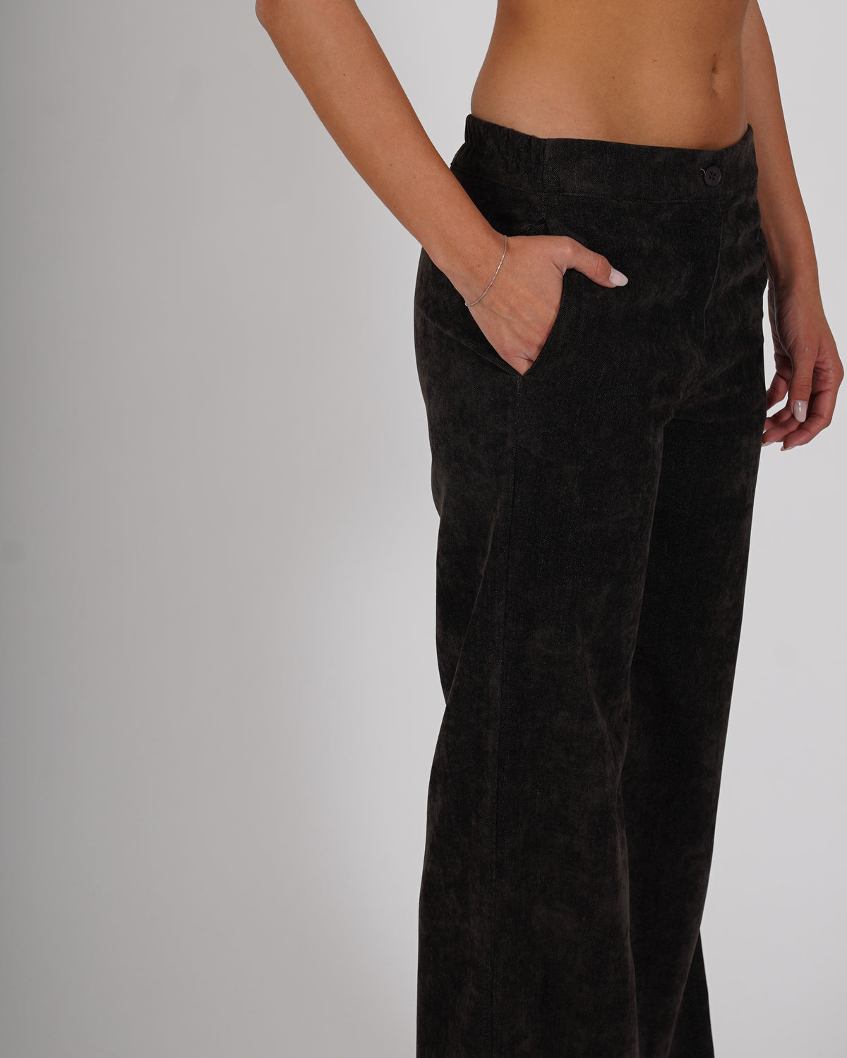 Pantaloni con baschina e gamba larga - Spagnola