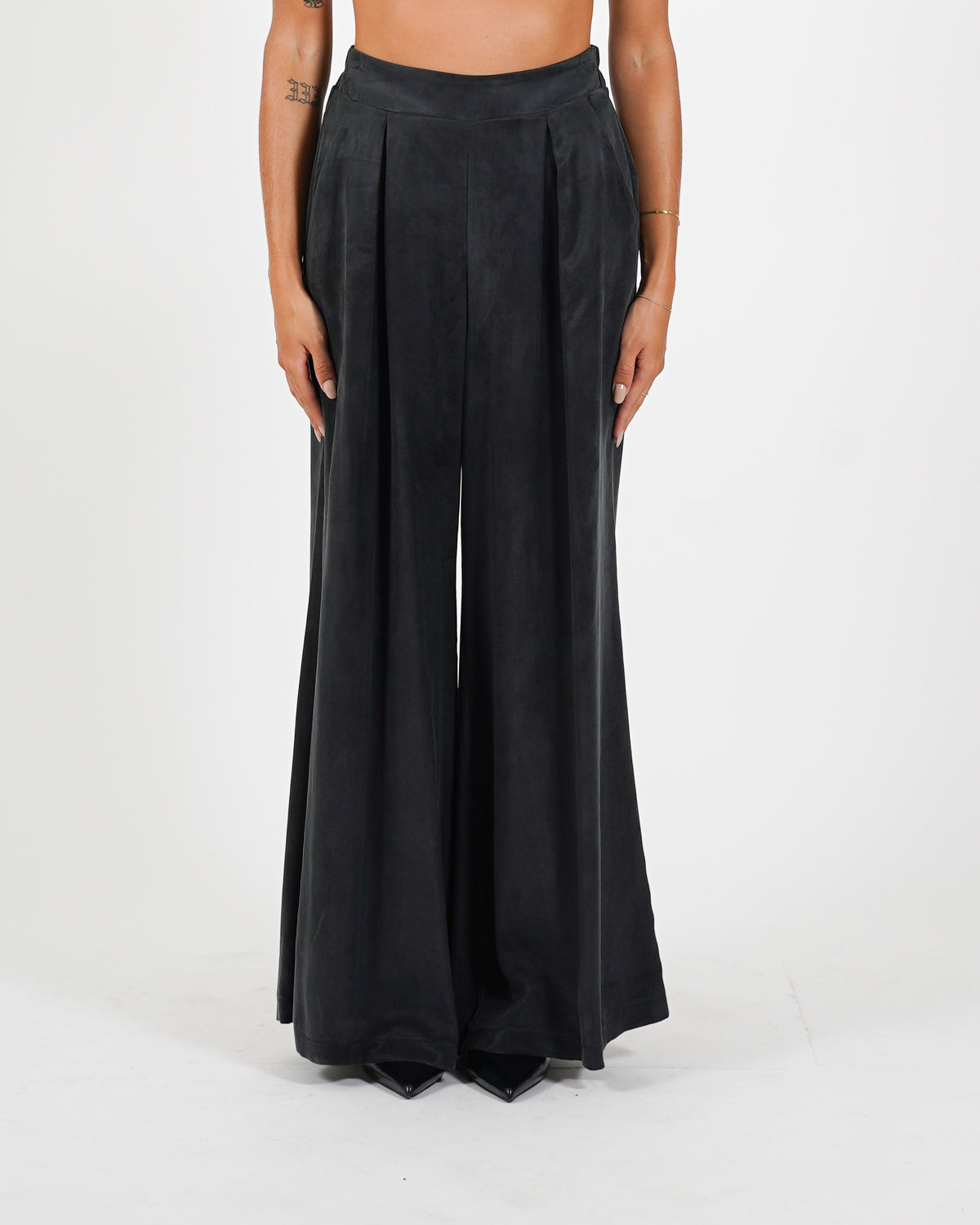Pantaloni con baschina e gamba larga - Kosice