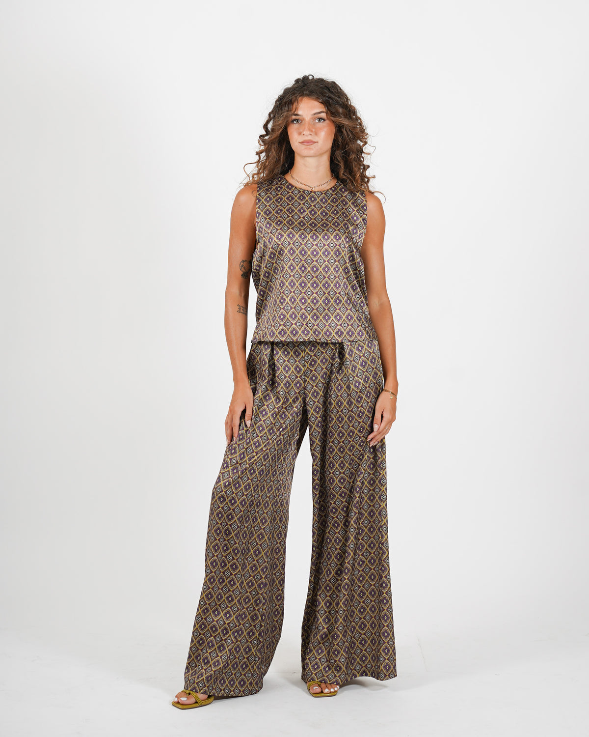 Pantaloni con baschina e gamba larga - Kosice