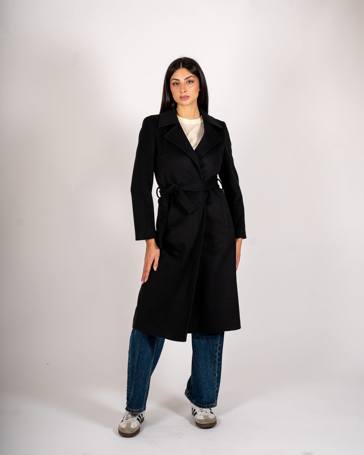 Cappotto lungo con cintura rimovibile, tasche a filo e spalla costruita - Alfa