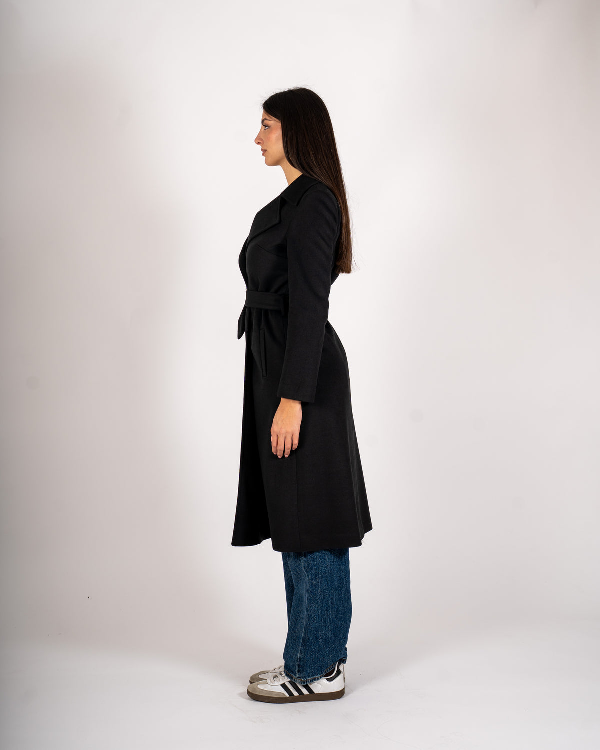Cappotto lungo con cintura rimovibile, tasche a filo e spalla costruita - Alfa