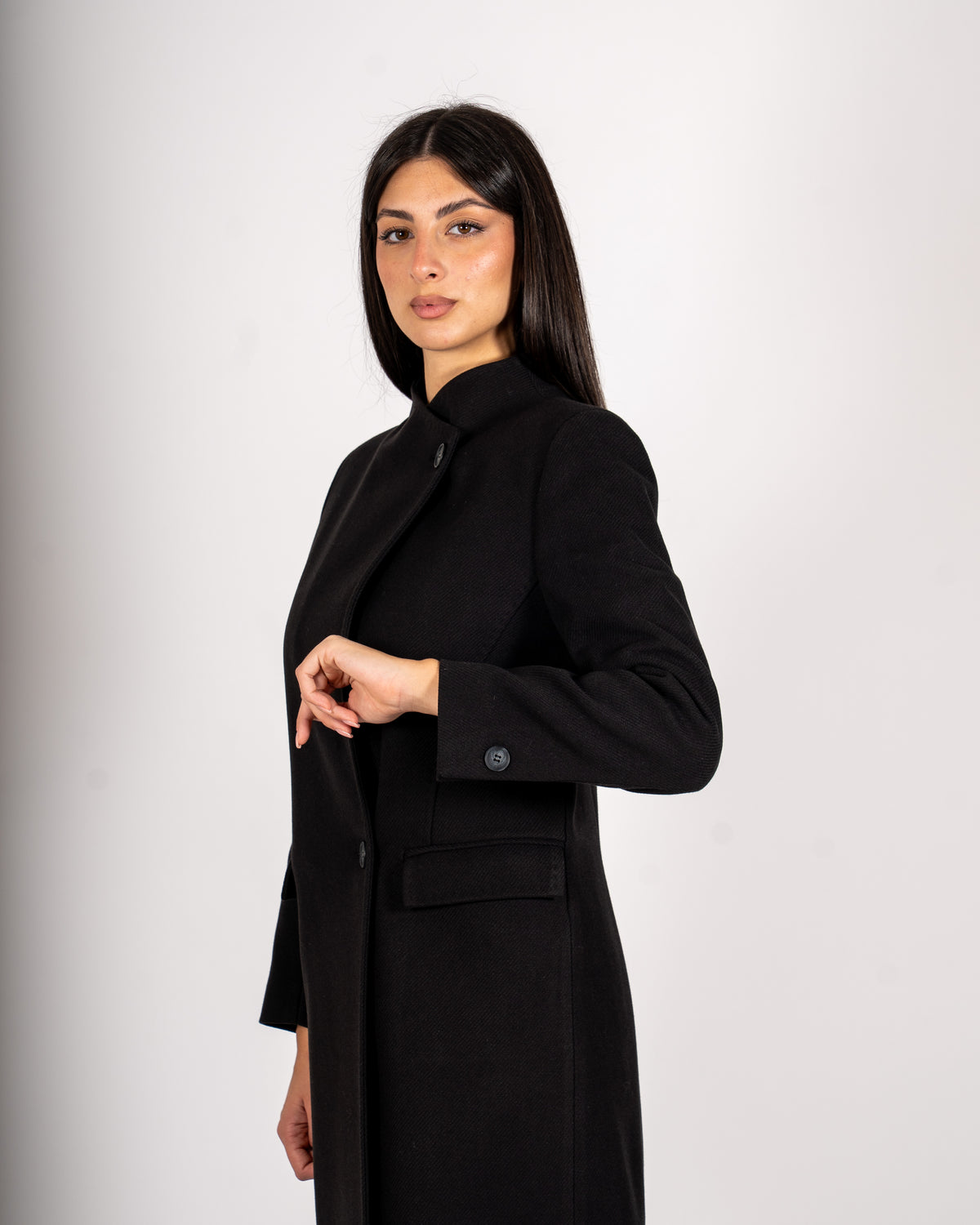 Cappotto monopetto con chiusura trasversale in mano lana - Ariele