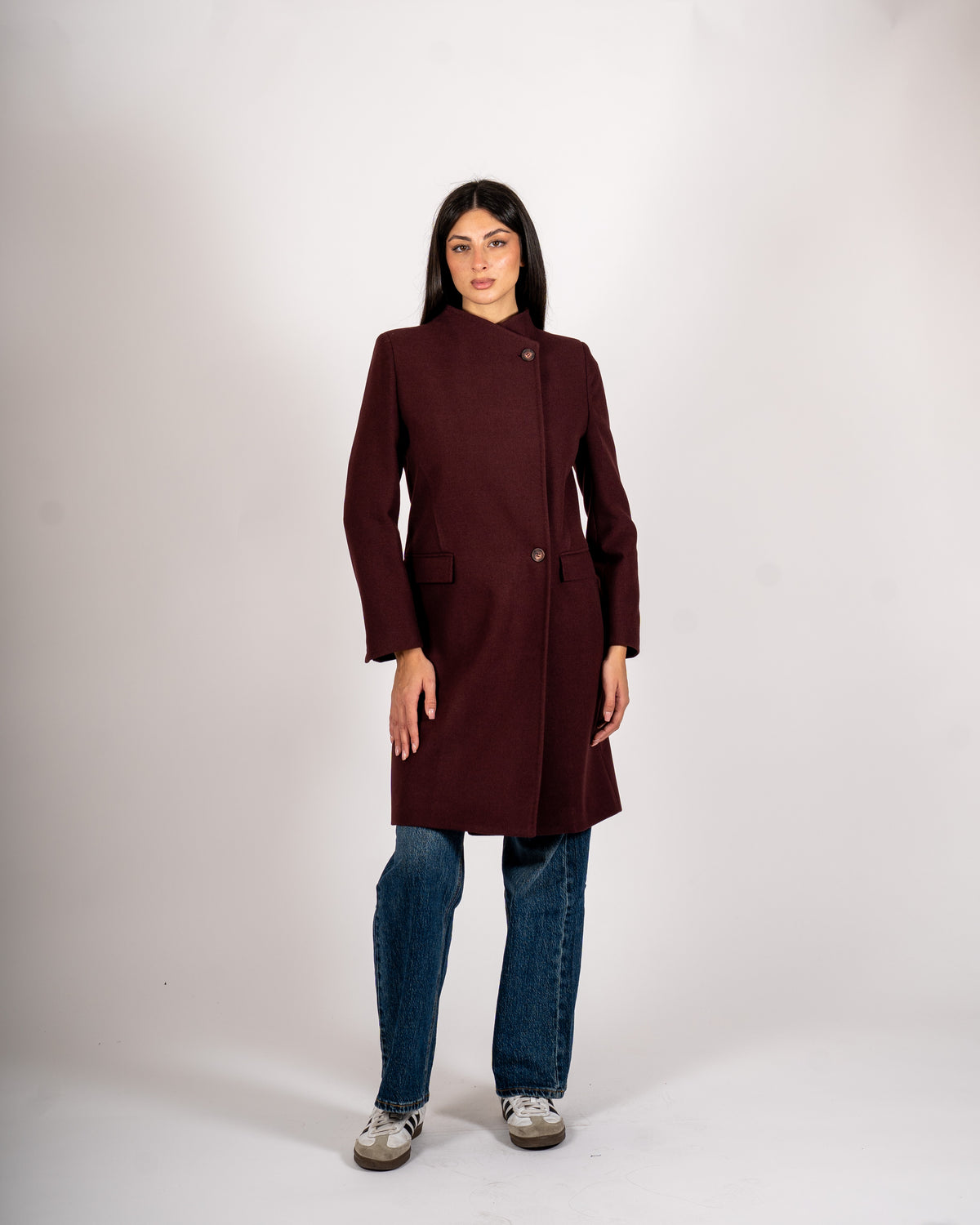 Cappotto monopetto con chiusura trasversale in mano lana - Ariele