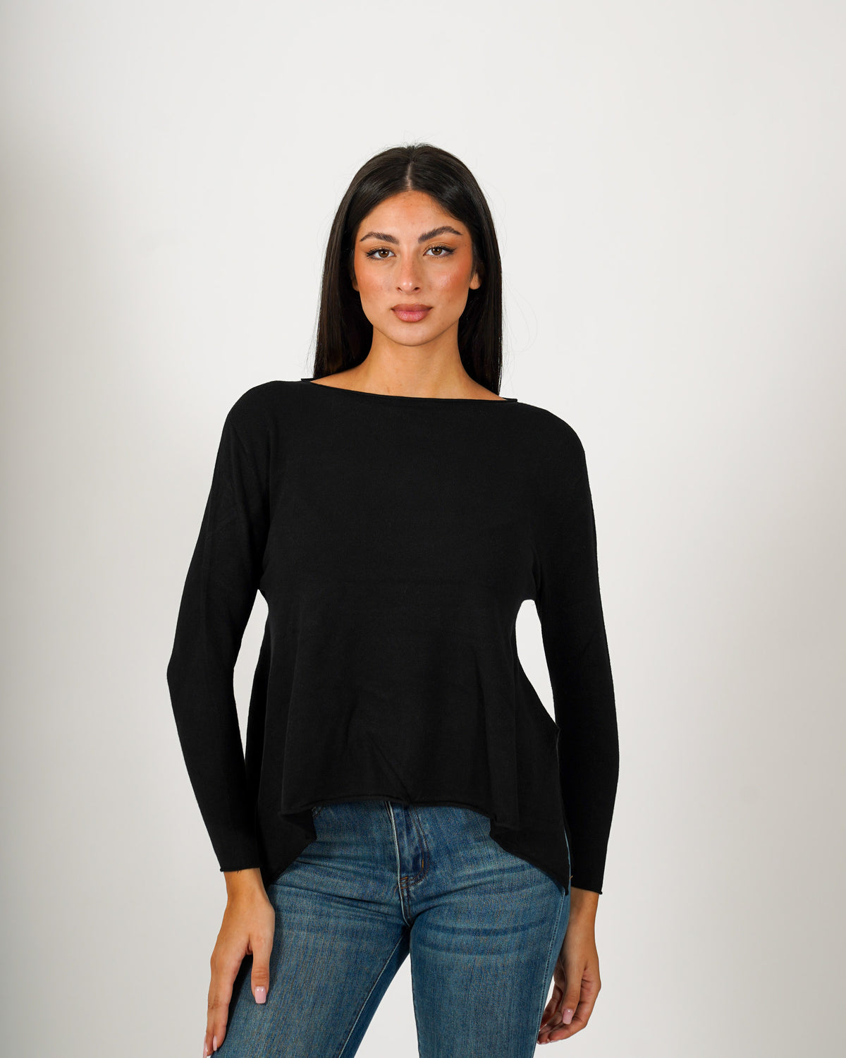 Maglia girocollo minimal con spacchi laterali - Austria