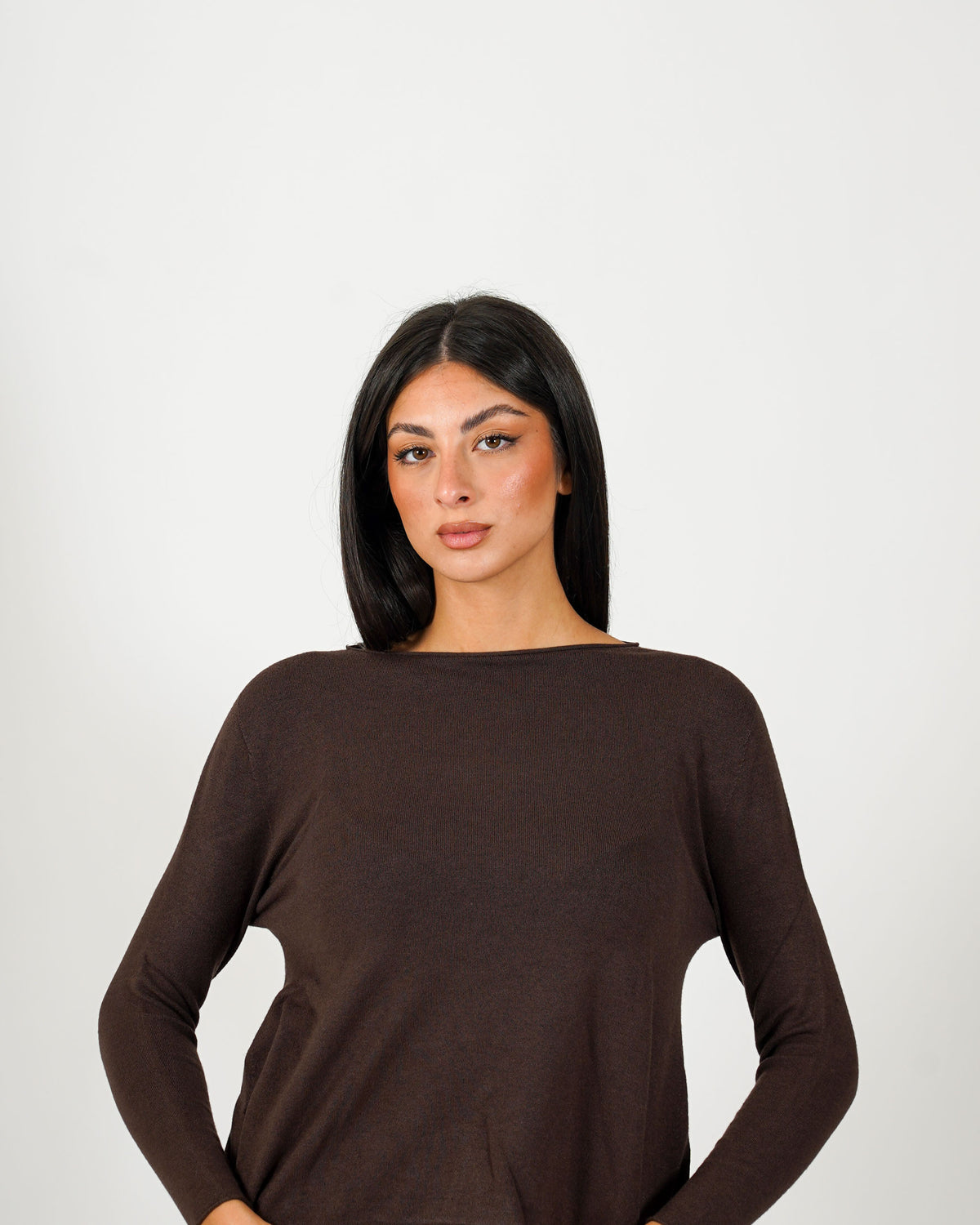 Maglia girocollo minimal con spacchi laterali - Austria