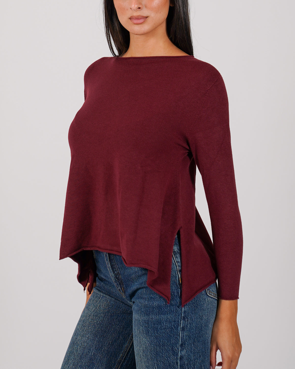 Maglia girocollo minimal con spacchi laterali - Austria