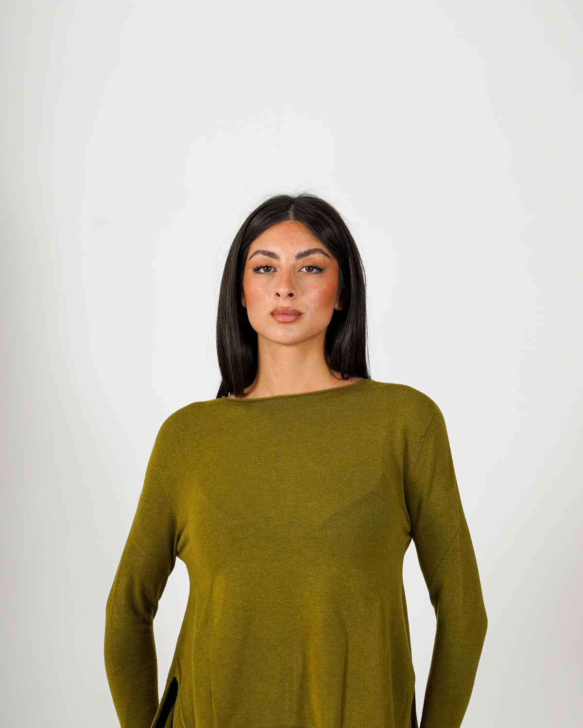 Maglia girocollo minimal con spacchi laterali - Austria