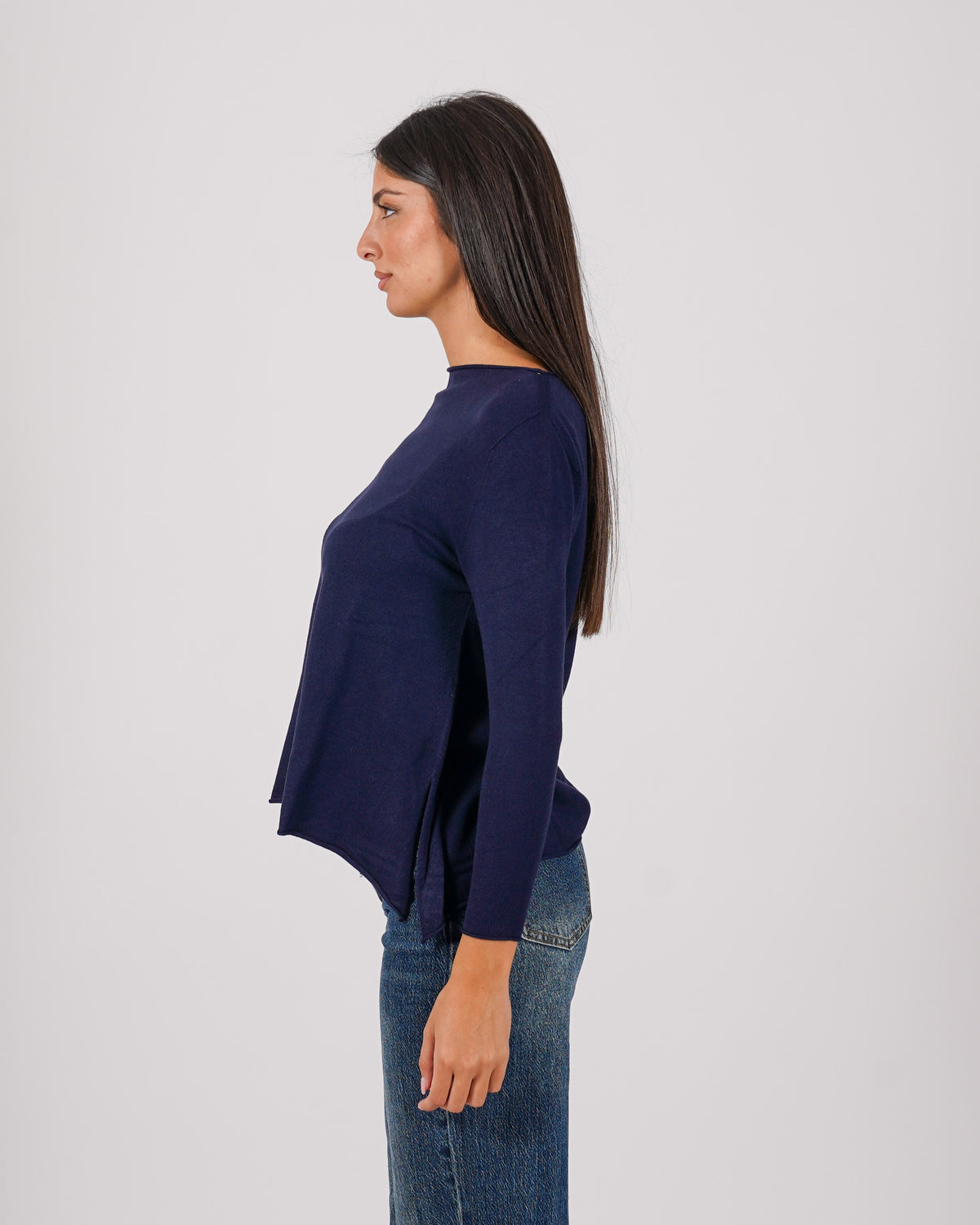 Maglia girocollo minimal con spacchi laterali - Austria