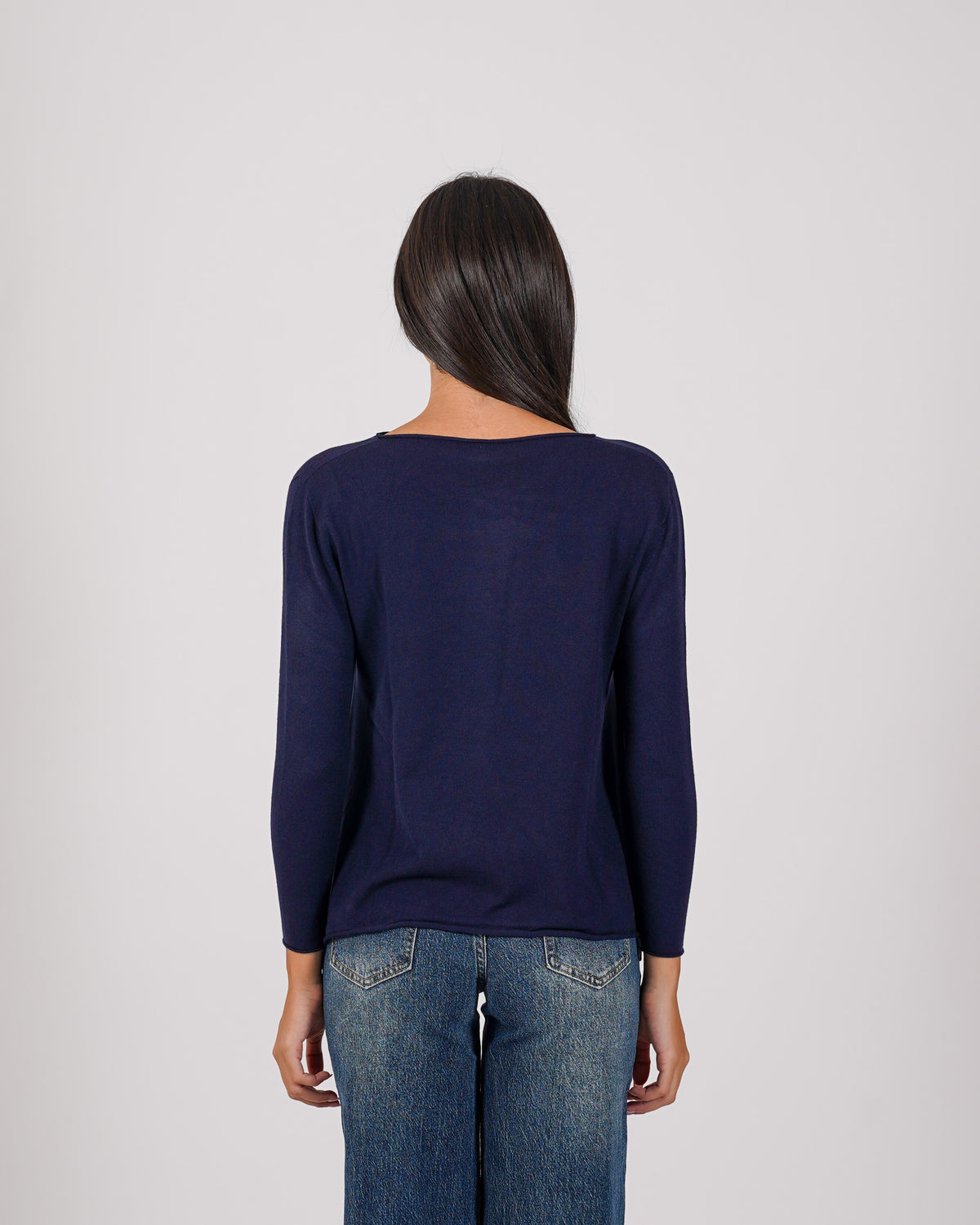 Maglia girocollo minimal con spacchi laterali - Austria
