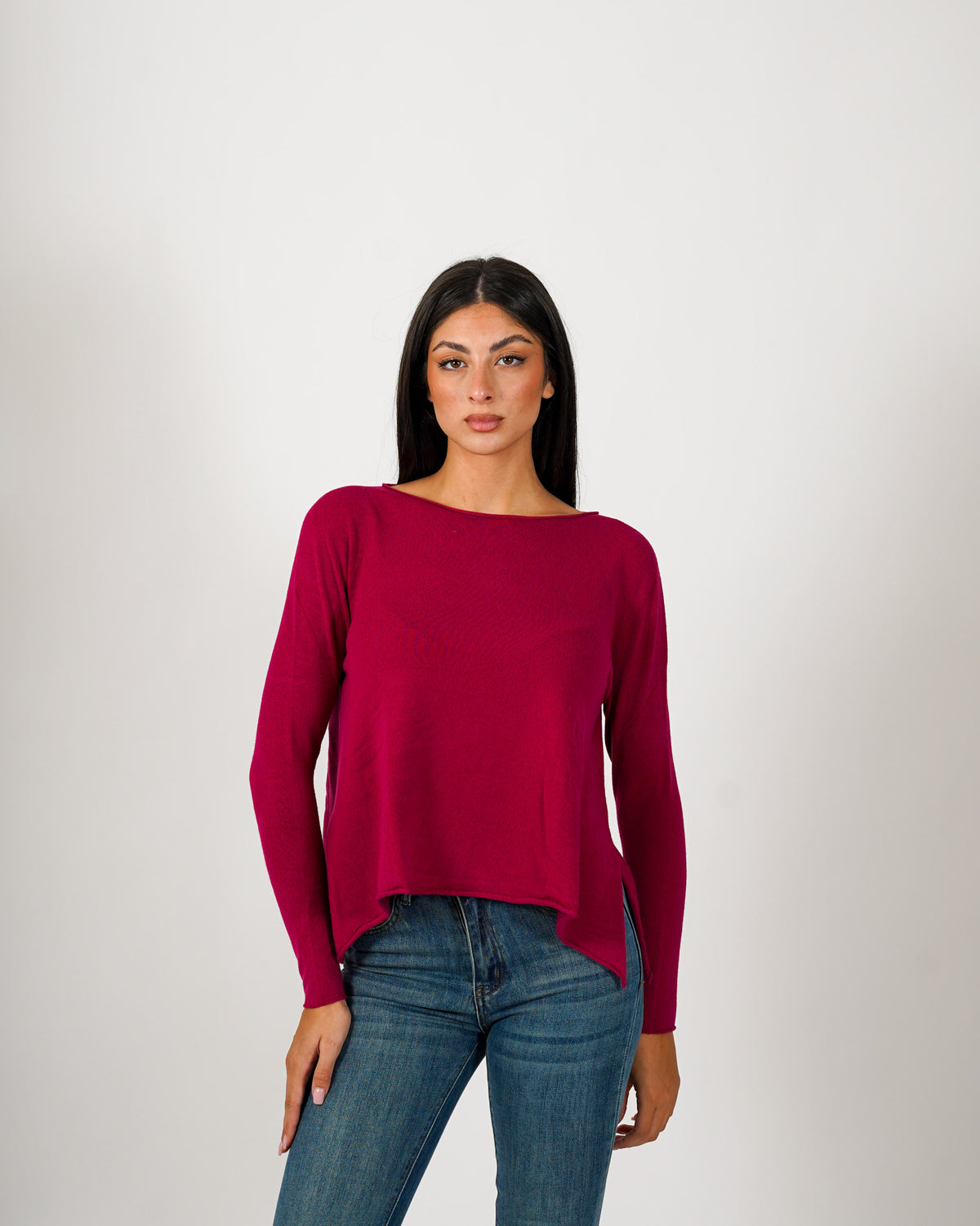 Maglia girocollo minimal con spacchi laterali - Austria