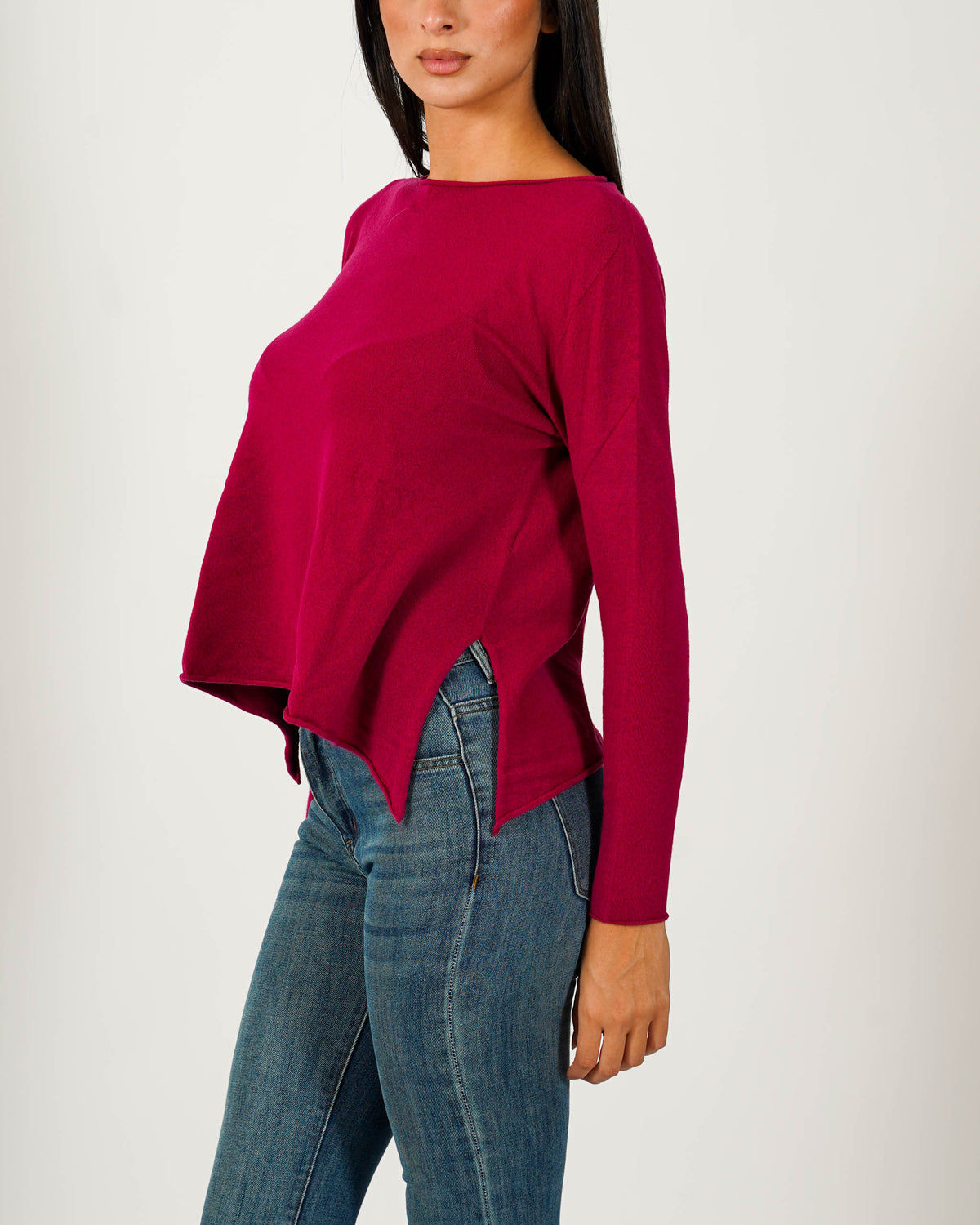 Maglia girocollo minimal con spacchi laterali - Austria