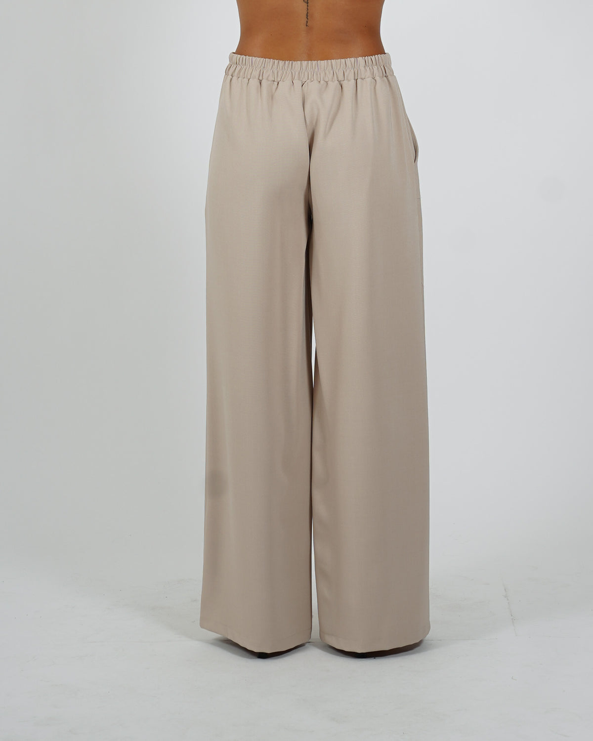 Pantaloni con baschina e gamba larga - Concetta