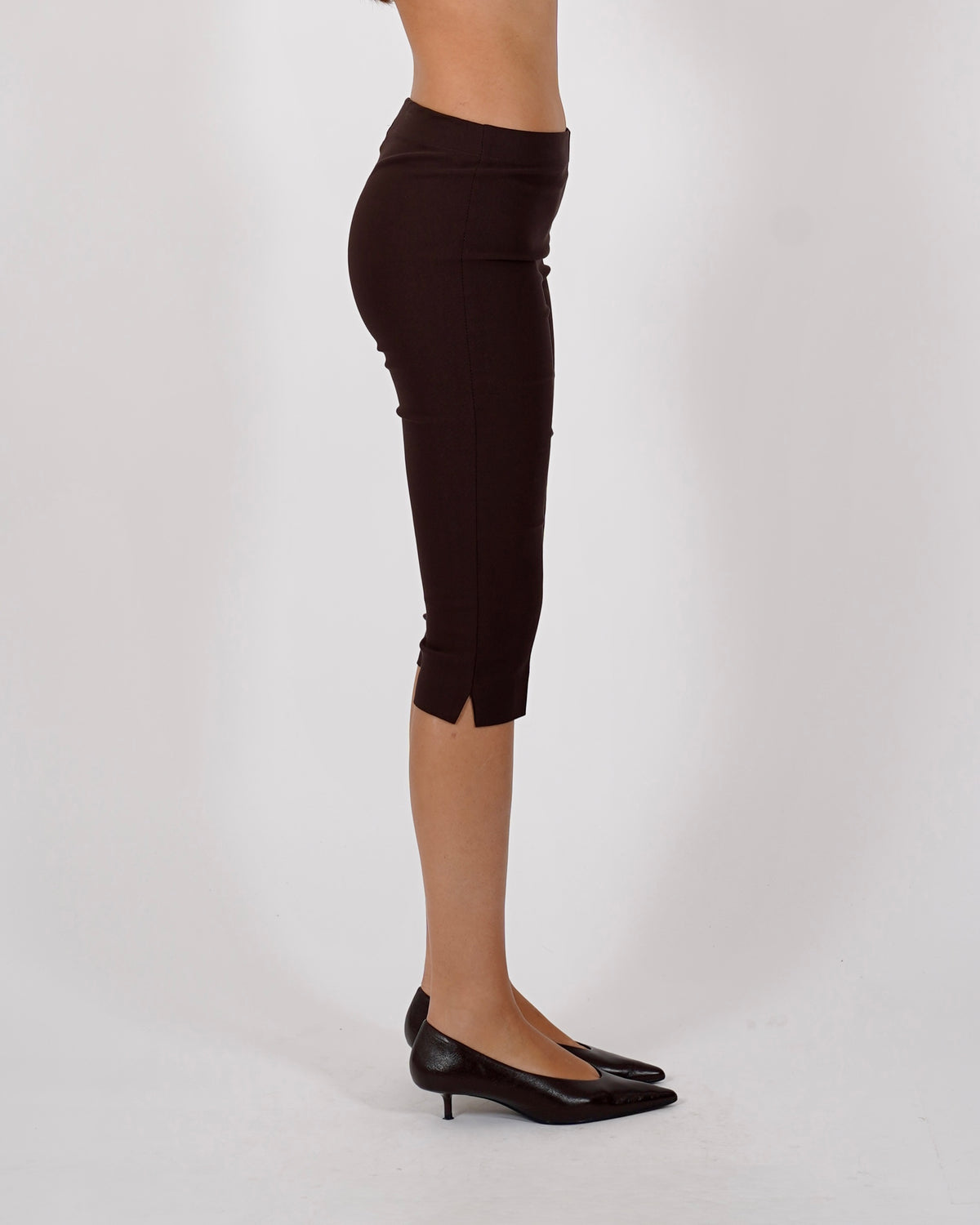 Pantaloni capri con spacco laterale - Attila