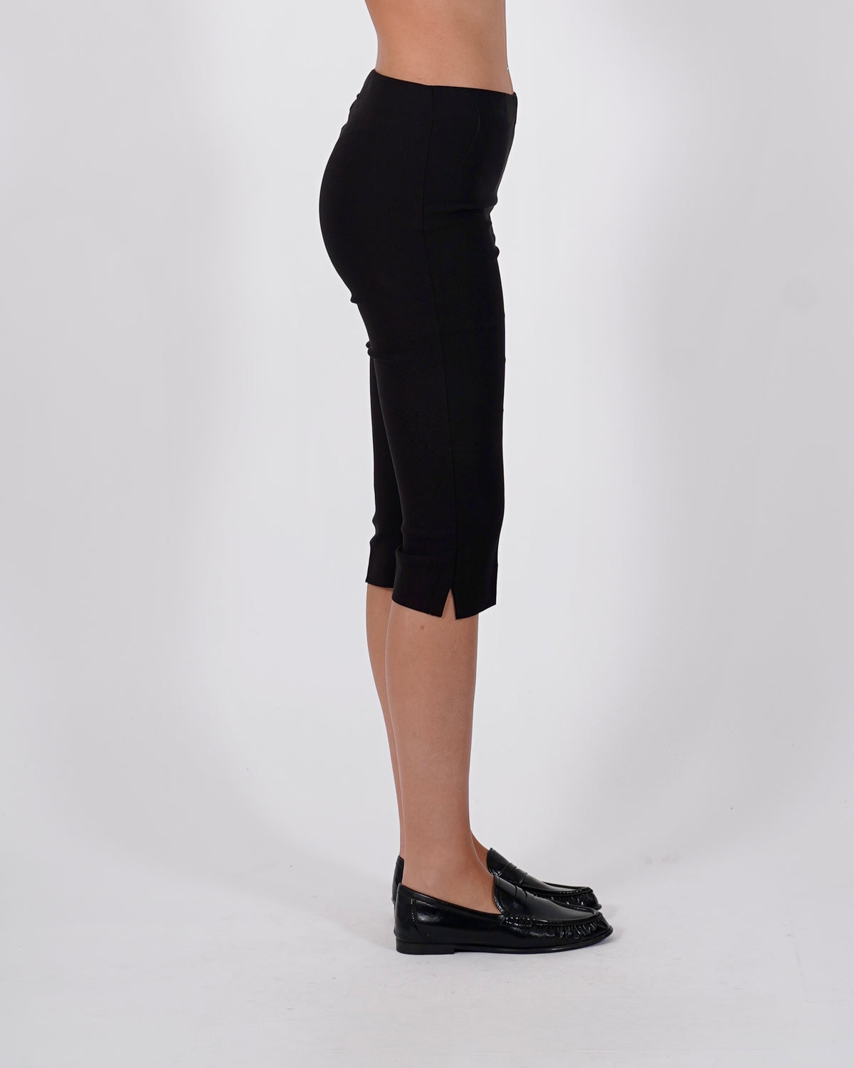 Pantaloni capri con spacco laterale - Attila