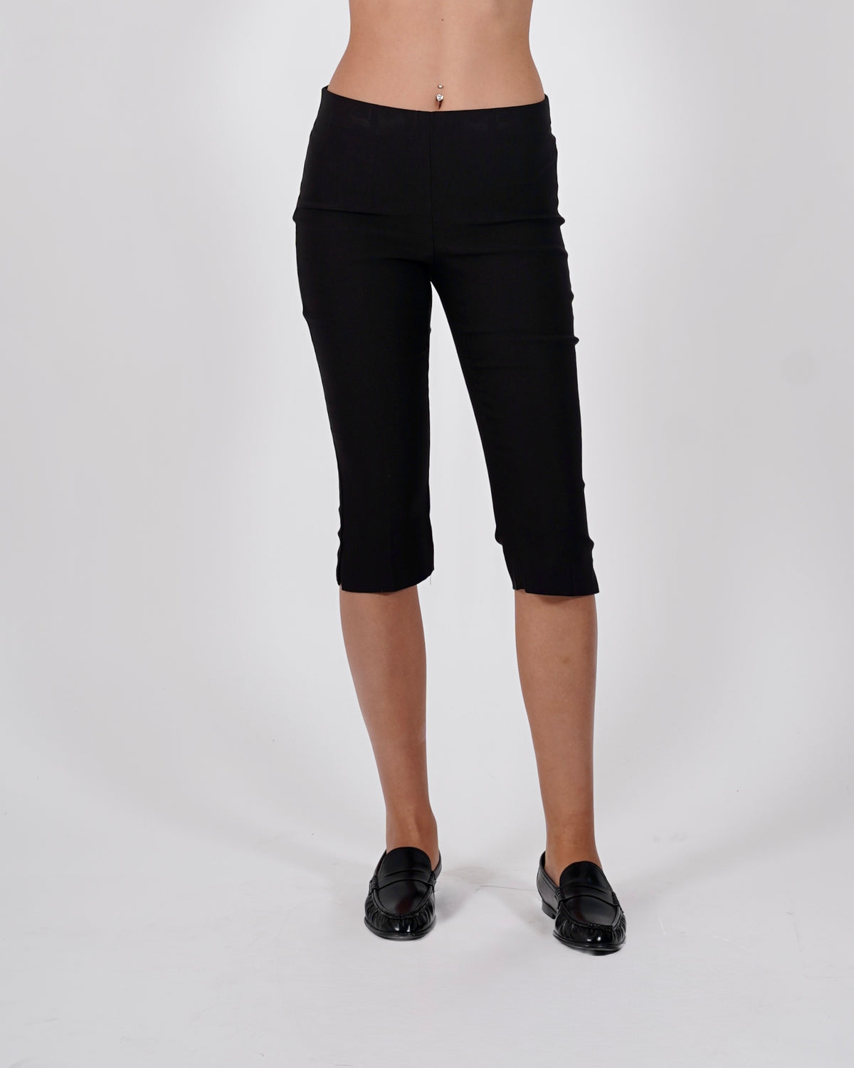 Pantaloni capri con spacco laterale - Attila